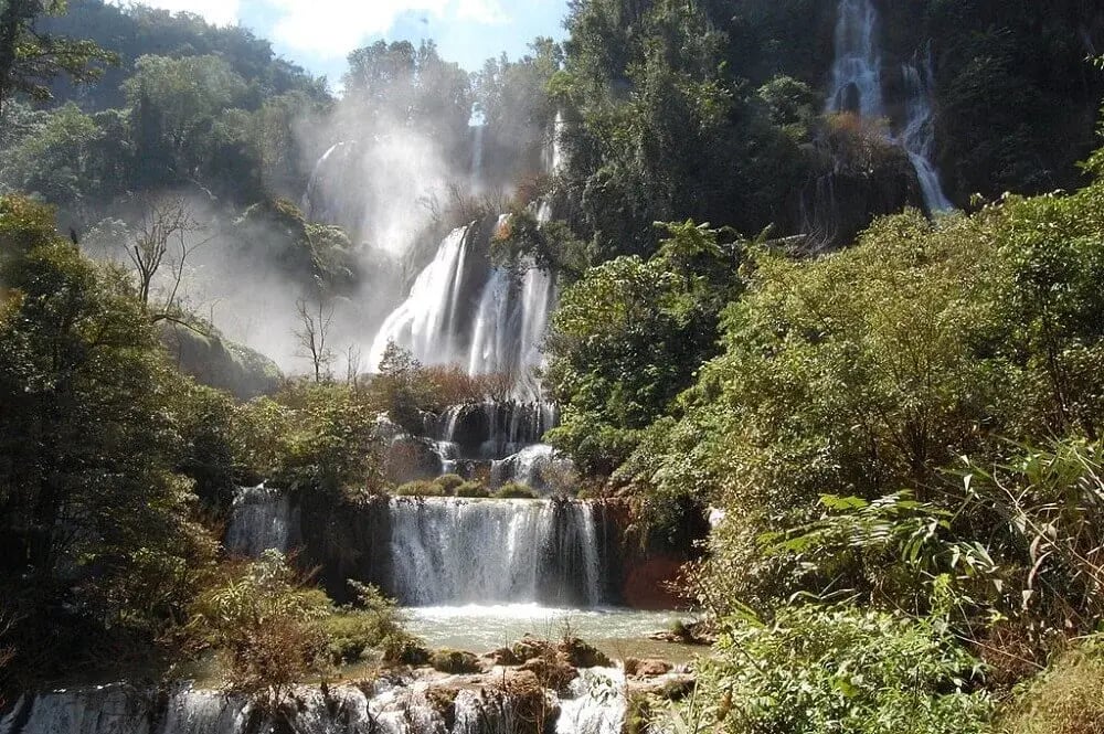 namtok_thi_lo_su_falls_thailand_waterfall
