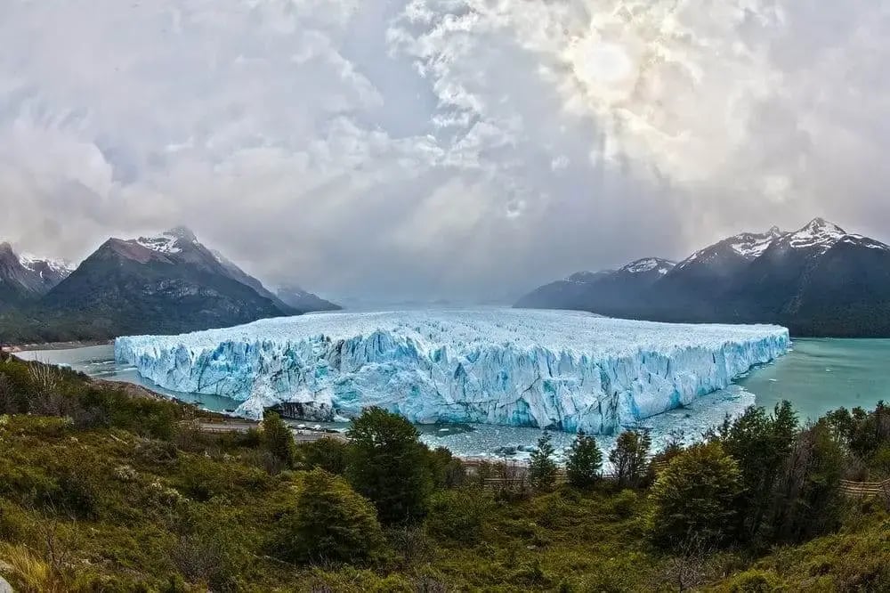 perito-moreno-glacier-patagonia-argentinajpg