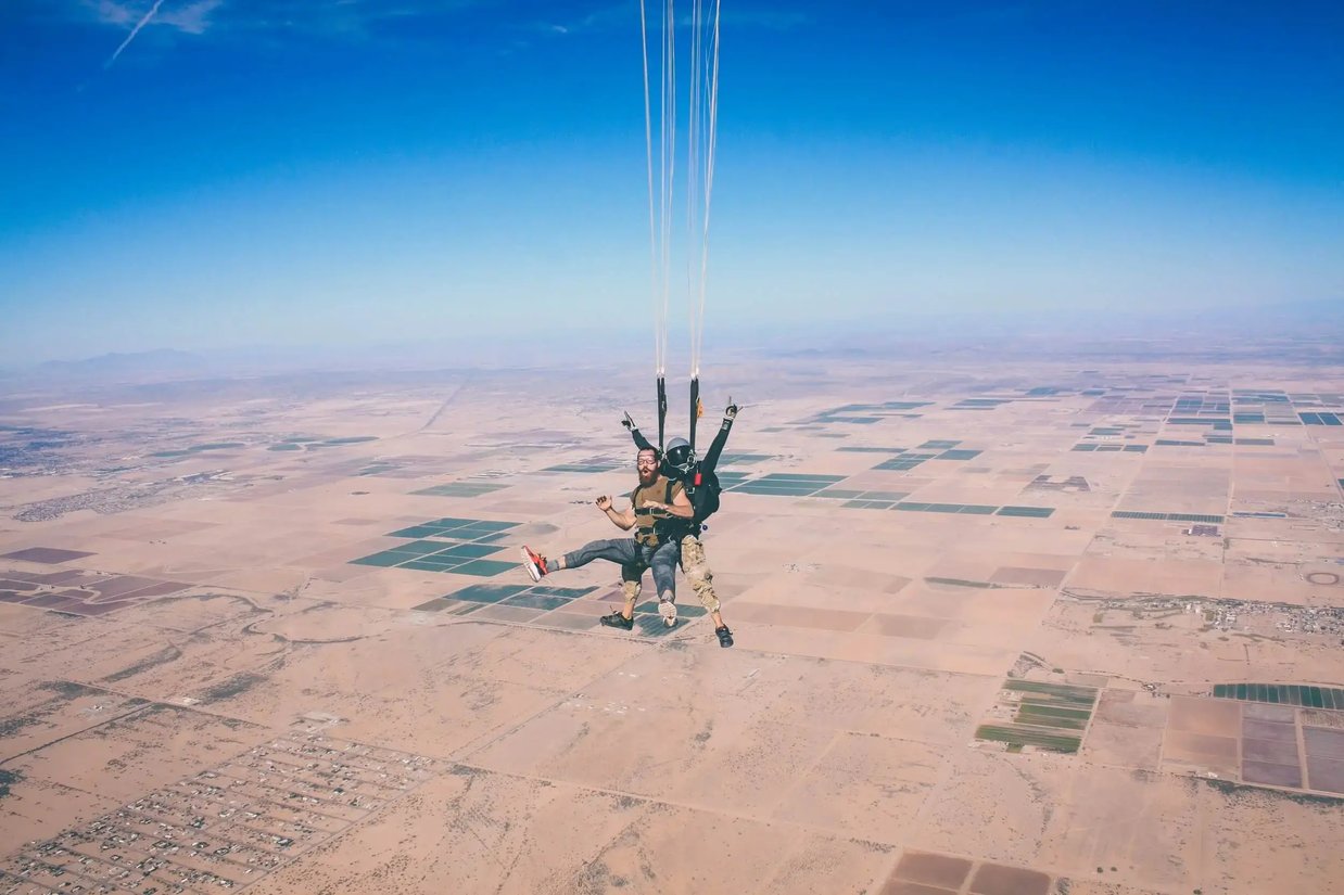 skydiving_namibia_adrenaline_junkies