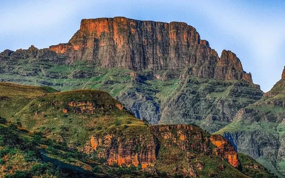 table_mountain_sunset_south_africa
